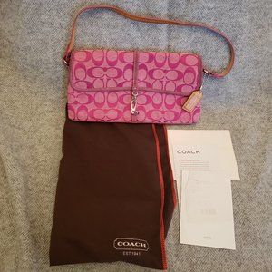Coach Clip Demi Pink Signature